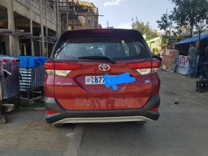 Toyota Rush 1.5 AWD 2021 Burgundy