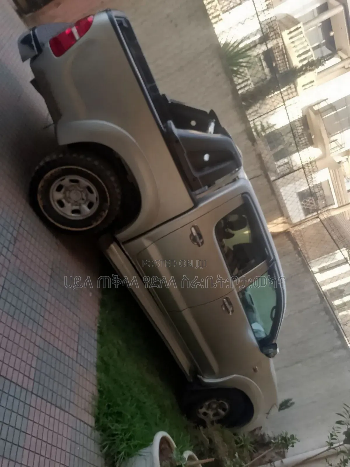 Toyota Hilux 2015 Gold