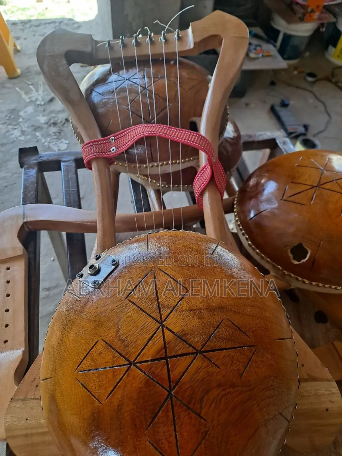 የሚሸጥ አዲስ ክራር