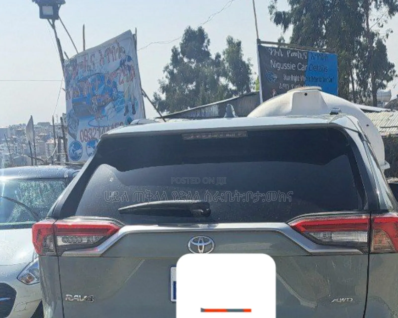 Toyota RAV4 LE 2021 Green