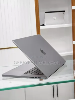 New Laptop Apple MacBook Pro 2019 32GB Intel Core i9 SSD 2T
