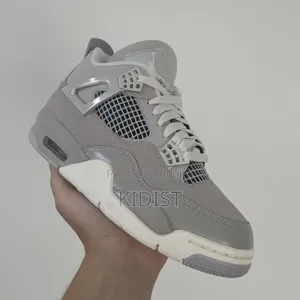 Nike #Air_jordan 4 Retro “ Frozen Moments “