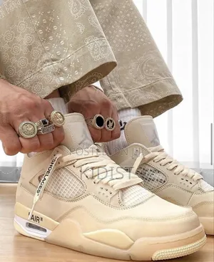 #Nike_air_jordan 4 Retro “ Off White“