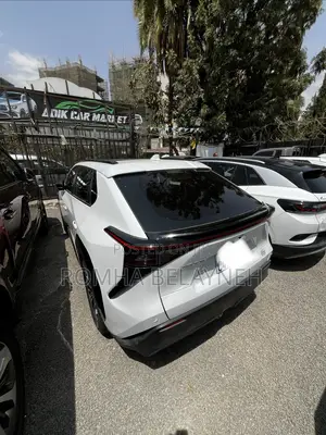 Toyota bZ4X 2022 White