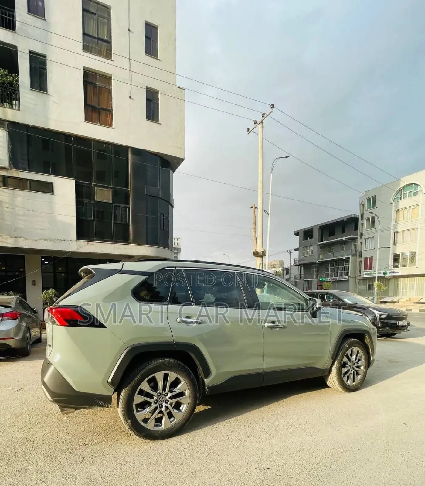Toyota RAV4 2022 Green