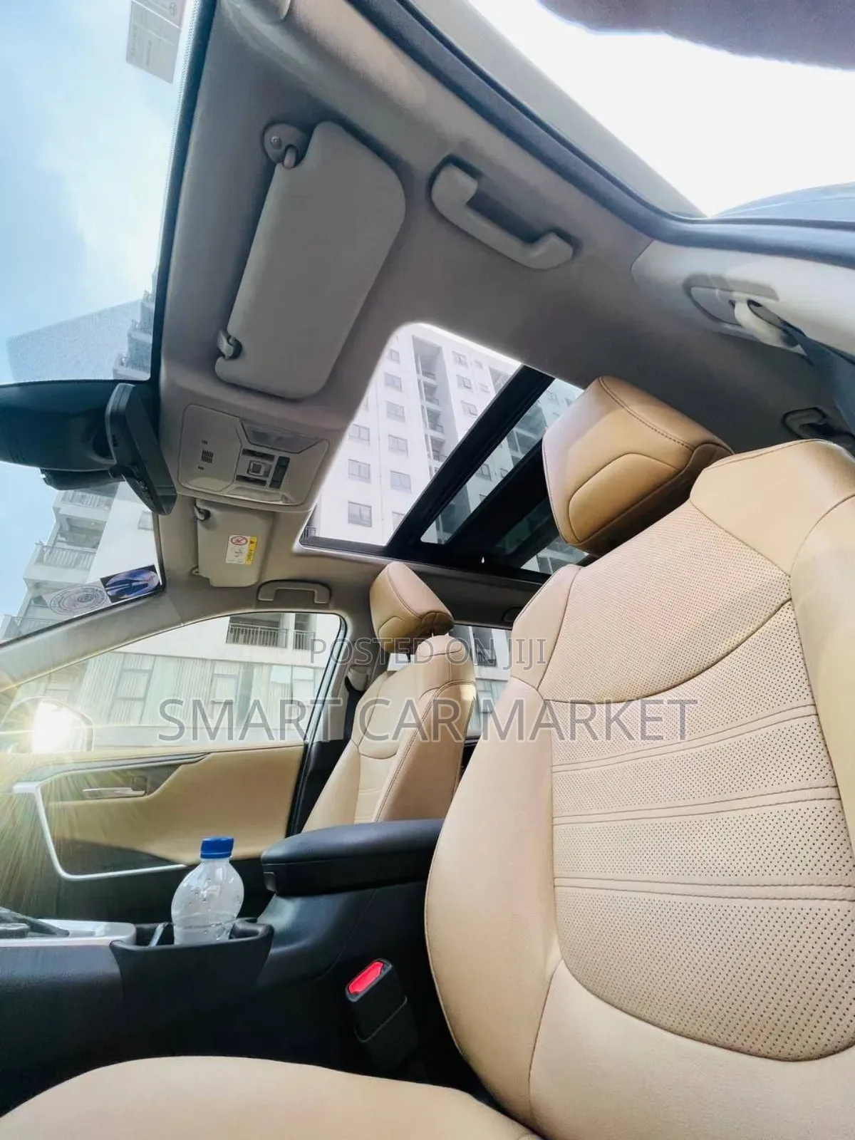 Toyota RAV4 2022 Green