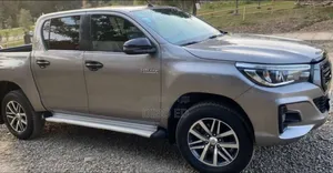 Toyota Hilux Revo Double Cab Deisel 2.4 AWD 2019 Gray