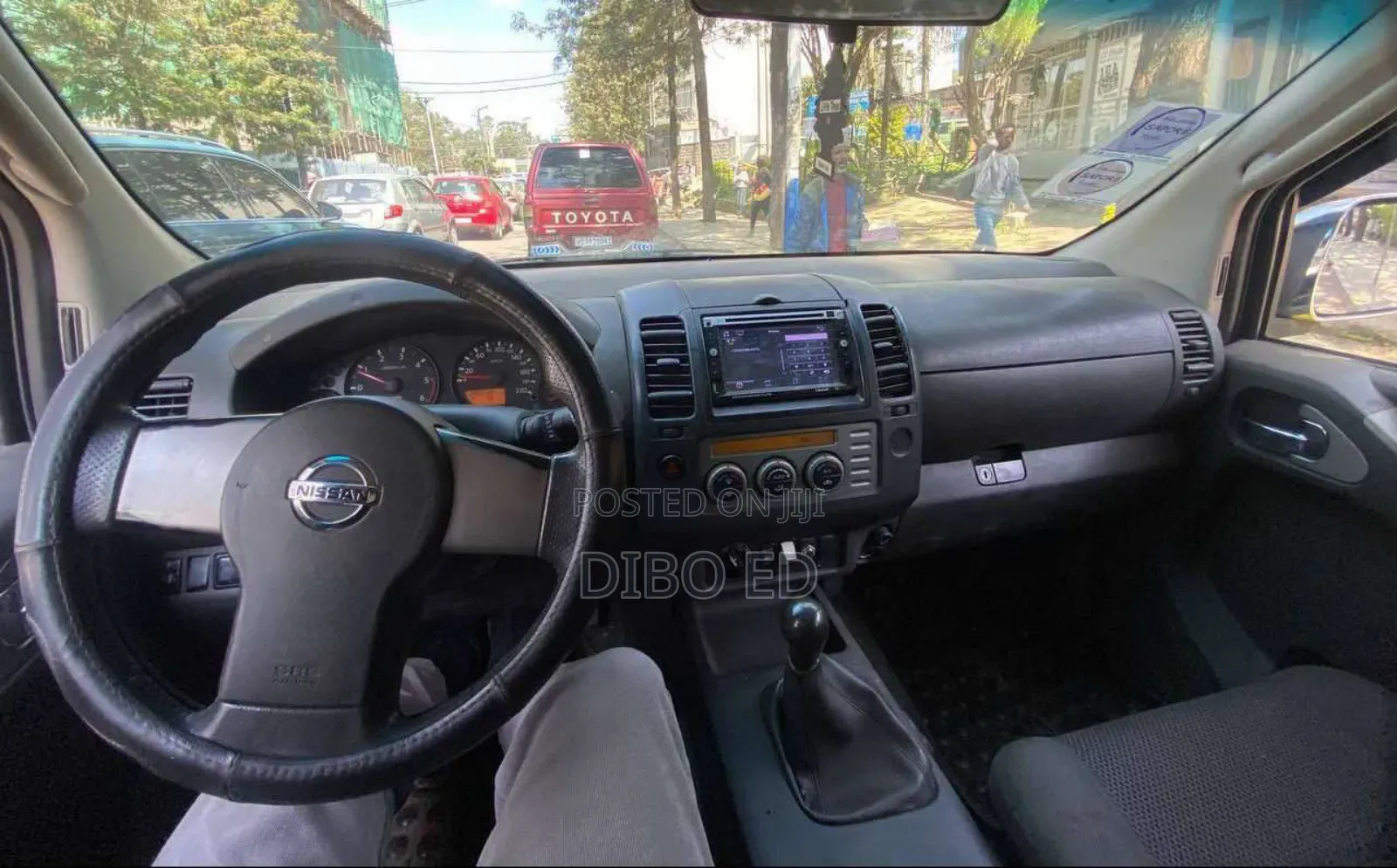 Nissan Navara 2.5 2006 Yellow