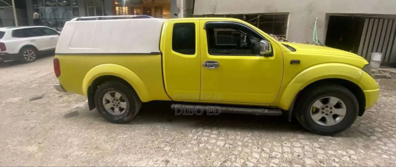 Nissan Navara 2.5 2006 Yellow
