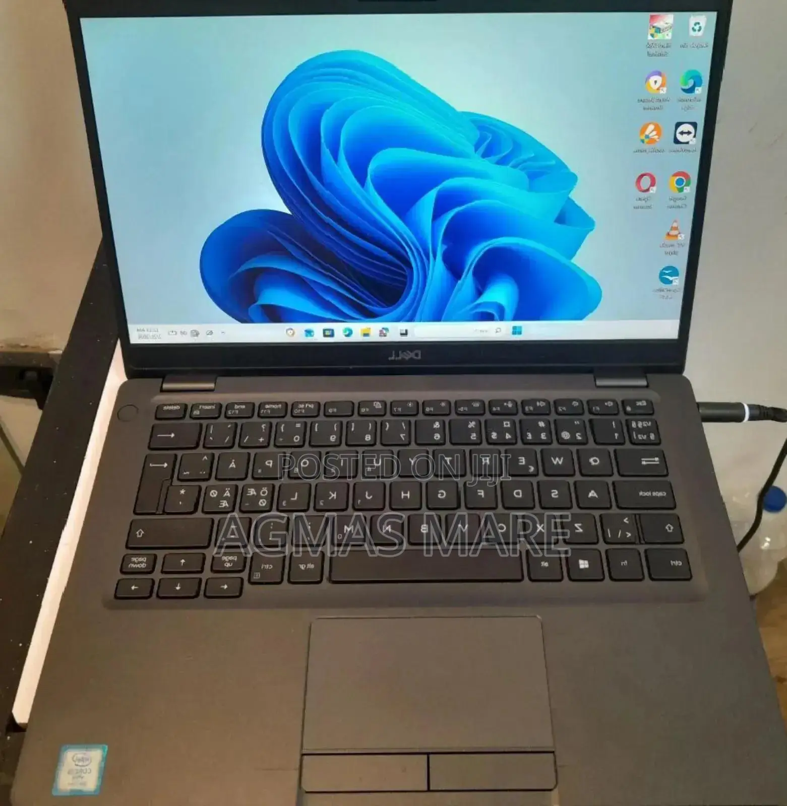 New Laptop Dell Latitude 5300 8GB Intel Core i5 SSD 256GB