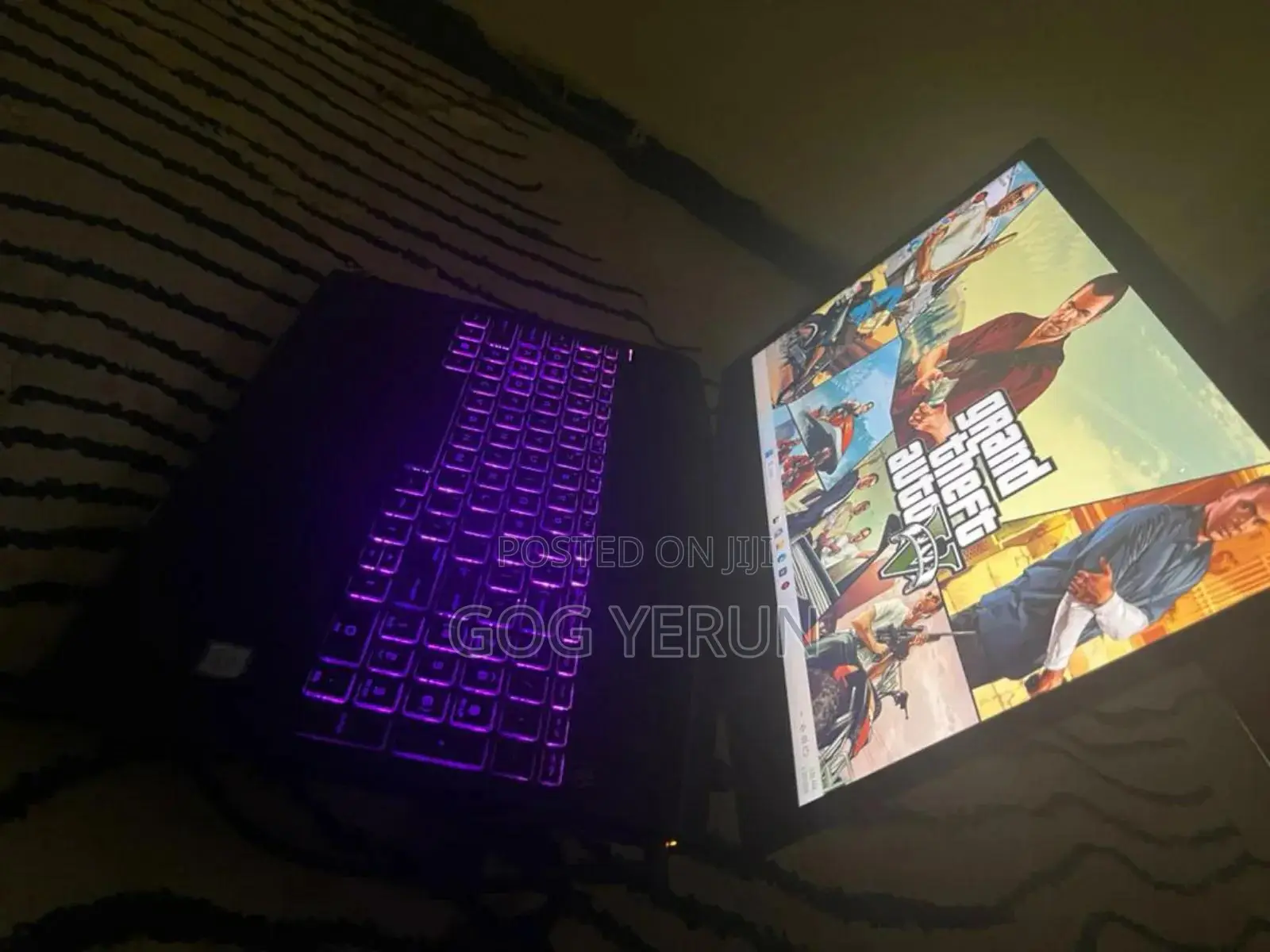 Laptop HP Pavilion 15 8GB Intel Core i5 HDD+SSD 1.5T