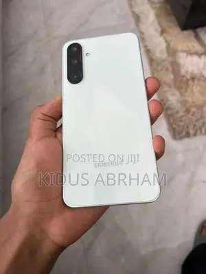 Samsung Galaxy M16 128 GB White