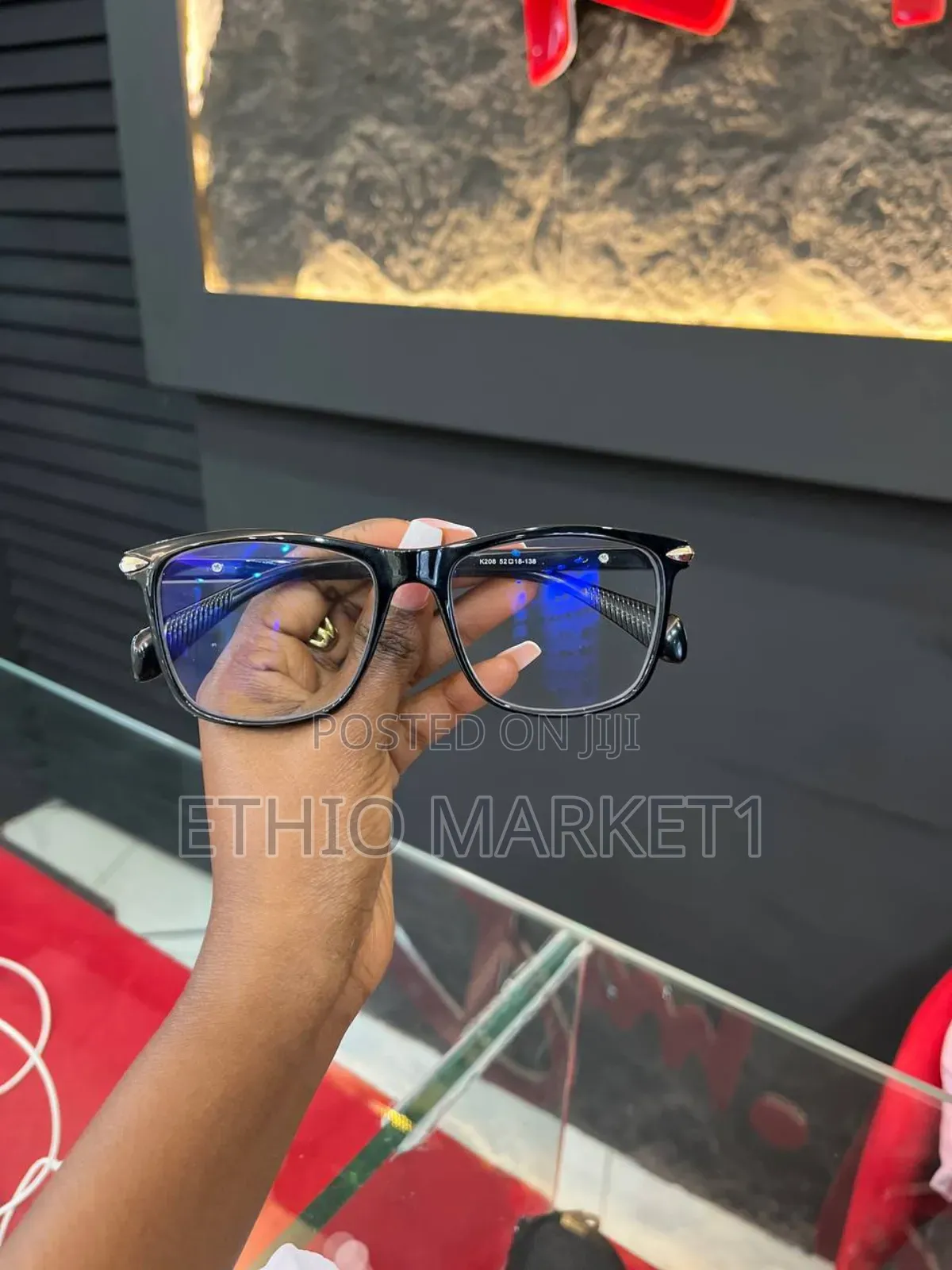 Blue Light Cut and Photochromic Eyeglasses