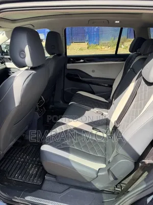 Volkswagen ID.6 2022 Blue