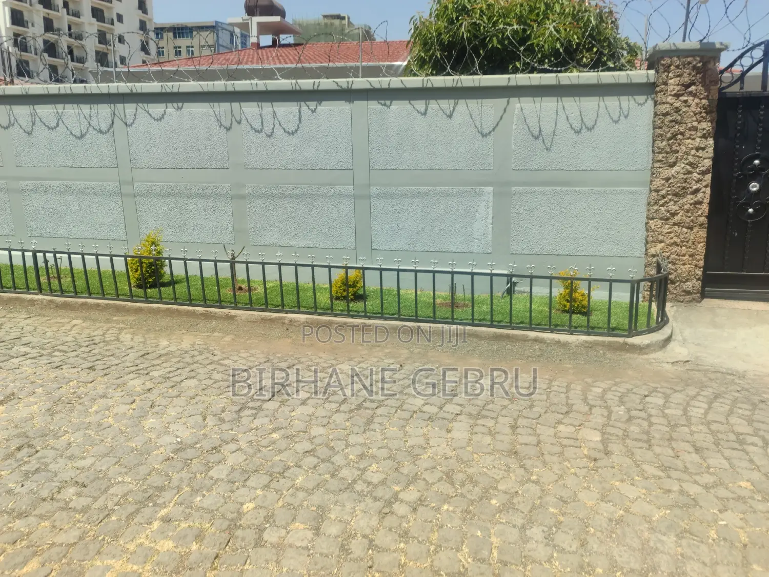 7bdrm Villa in Villa House, Bole for sale