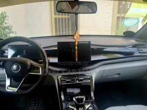 BYD Qin Plus DM-i 2024 White