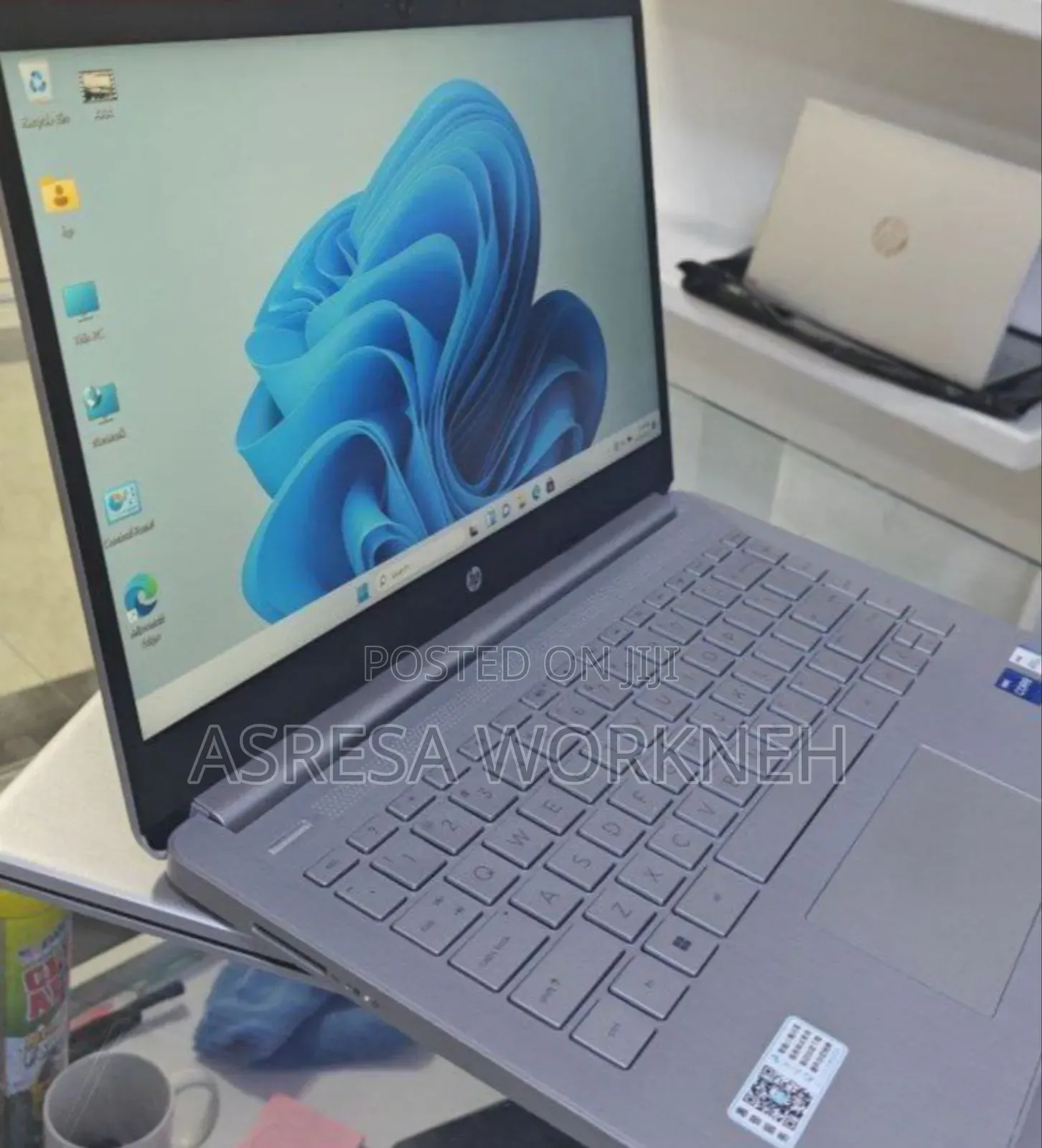 New Laptop HP Stream Notebook 8GB Intel Core i7 SSD 1T