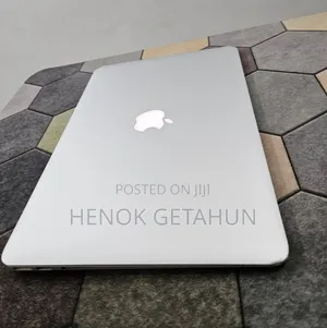 New Laptop Apple MacBook Air 2017 8GB Intel Core i5 SSD 256GB