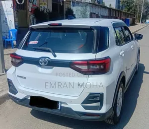 Toyota Raize 2023 White