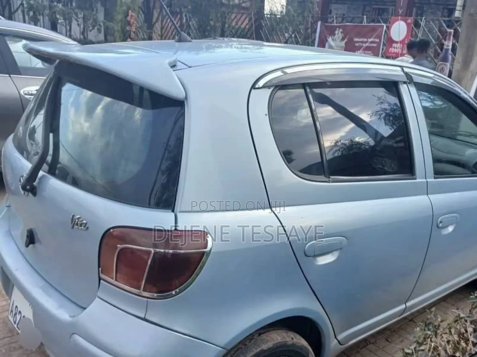 Toyota Vitz 2004 Silver