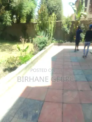 5bdrm House in G+1 House, Bole for sale