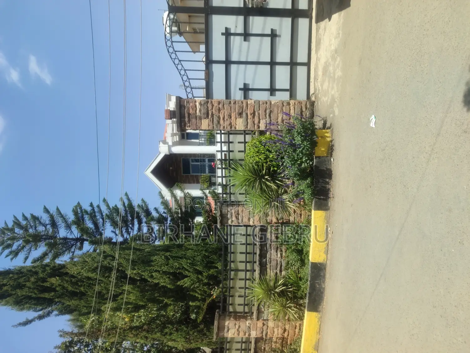 5bdrm House in G+1 House, Bole for sale
