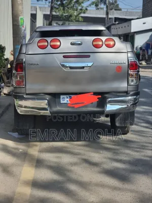 Toyota Hilux 2019 Gray