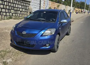 Toyota Yaris 2010 Blue