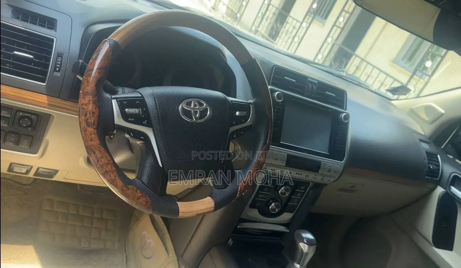 Toyota Land Cruiser Prado 2018 Brown
