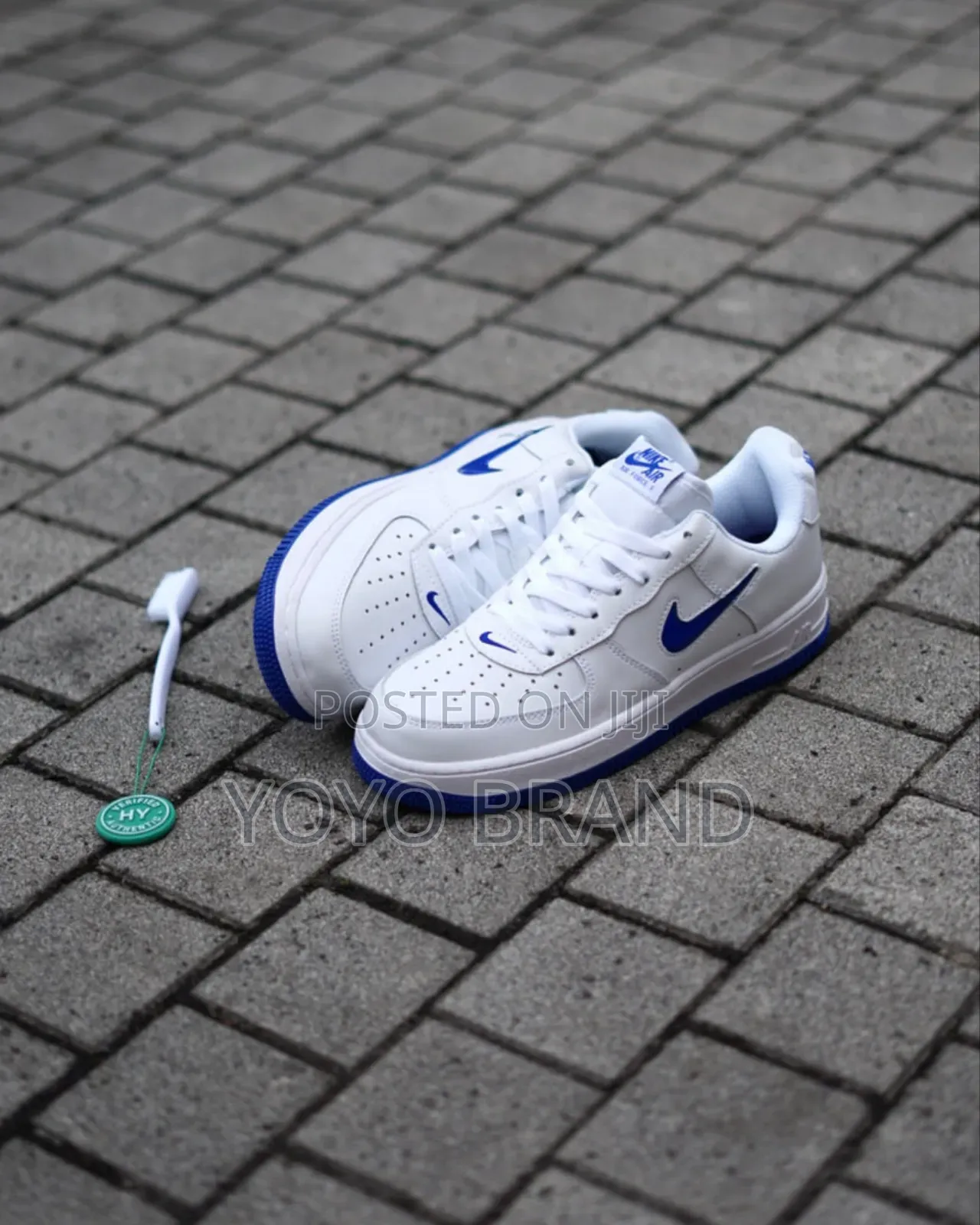 Nike Air Force 1low’Clour of the Month’White/Blue Hyper Royal Sneaker