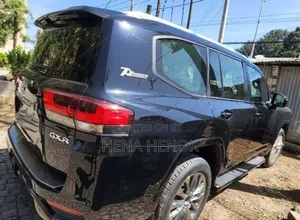 New Toyota Land Cruiser LC300 2025 Black