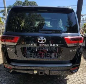 New Toyota Land Cruiser LC300 2025 Black