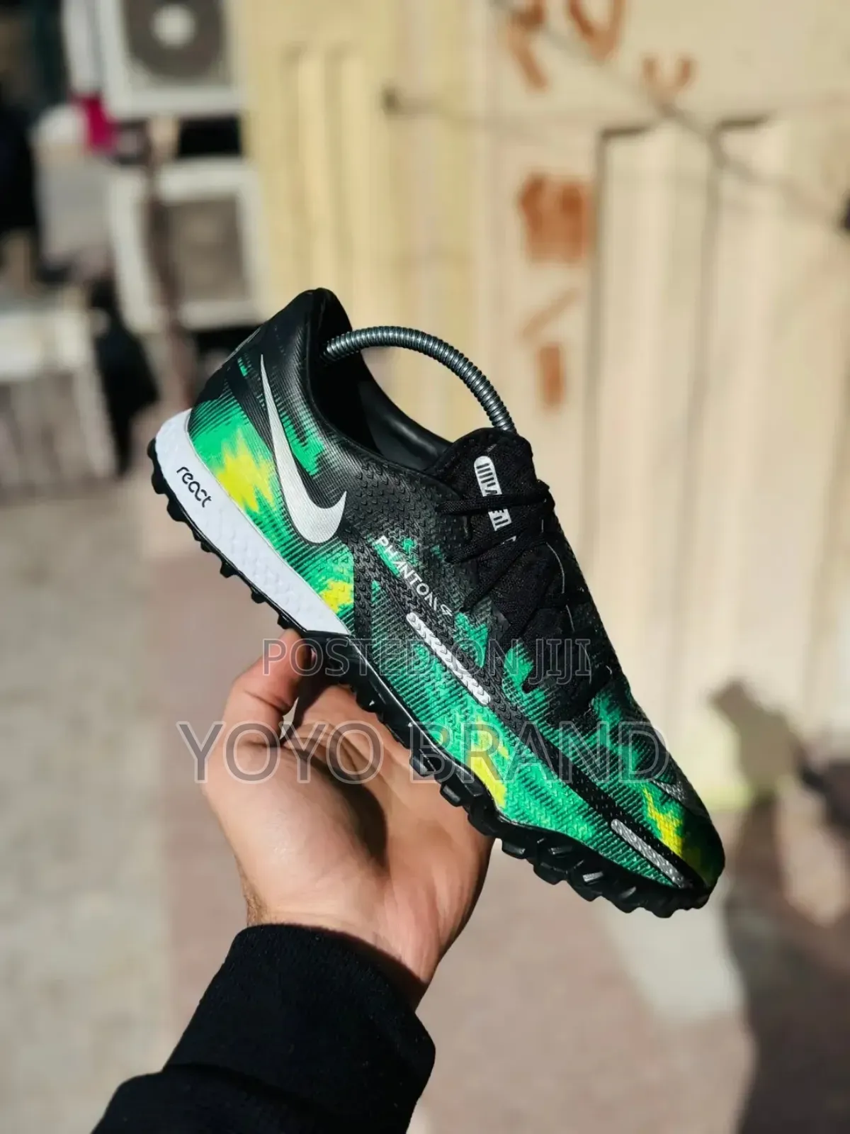 Nike Phantom ’’Shock Wave’’Multicolored Foot Ball Shoes