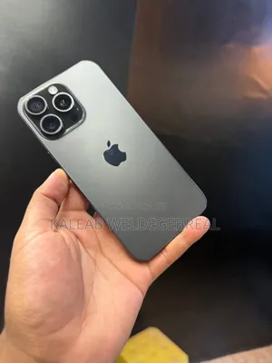 New Apple iPhone 15 Pro Max 256 GB Black