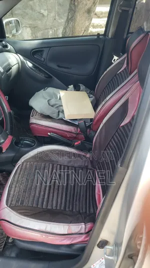 Toyota Vitz 1.0 FWD 3dr 2002 Silver