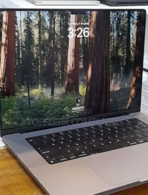 New Laptop Apple MacBook Pro M1 16GB AMD A6 SSD 1T