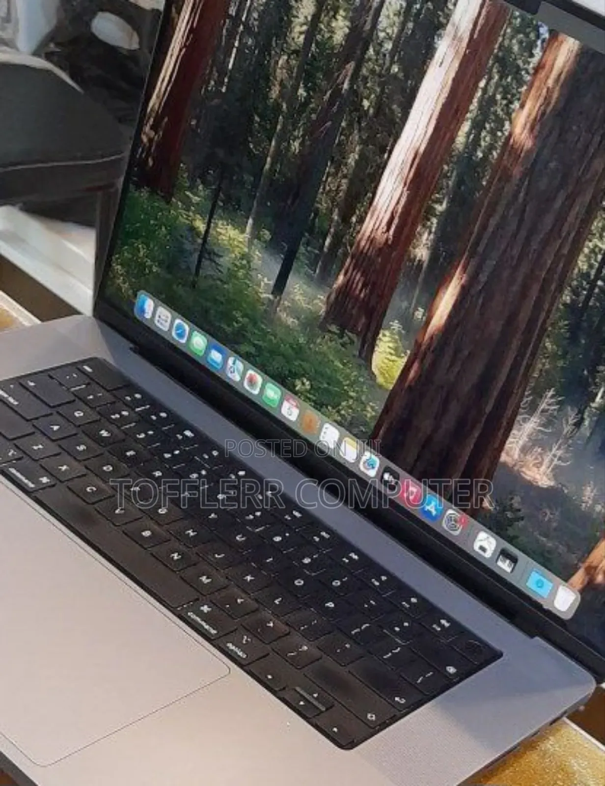 New Laptop Apple MacBook Pro M1 16GB AMD A6 SSD 1T