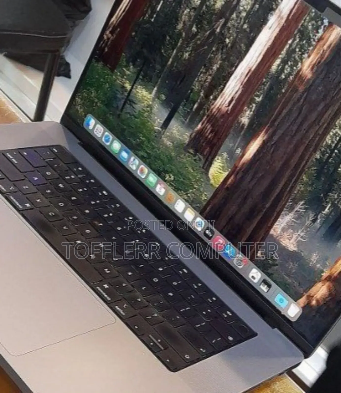 New Laptop Apple MacBook Pro M1 16GB AMD A6 SSD 1T