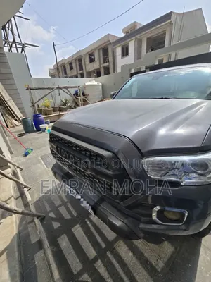 Toyota Tacoma 2019 Gray