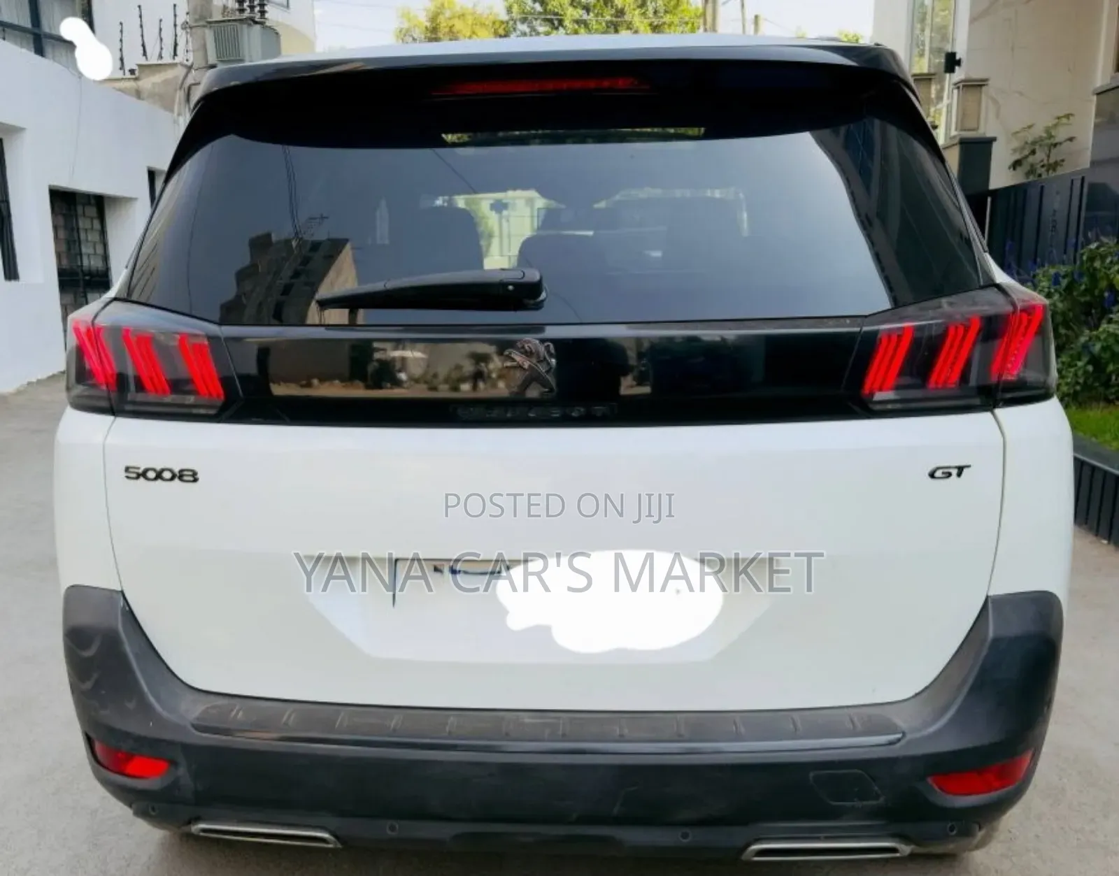 Peugeot 5008 2021 White