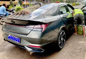 Hyundai Avante 2021 Gray