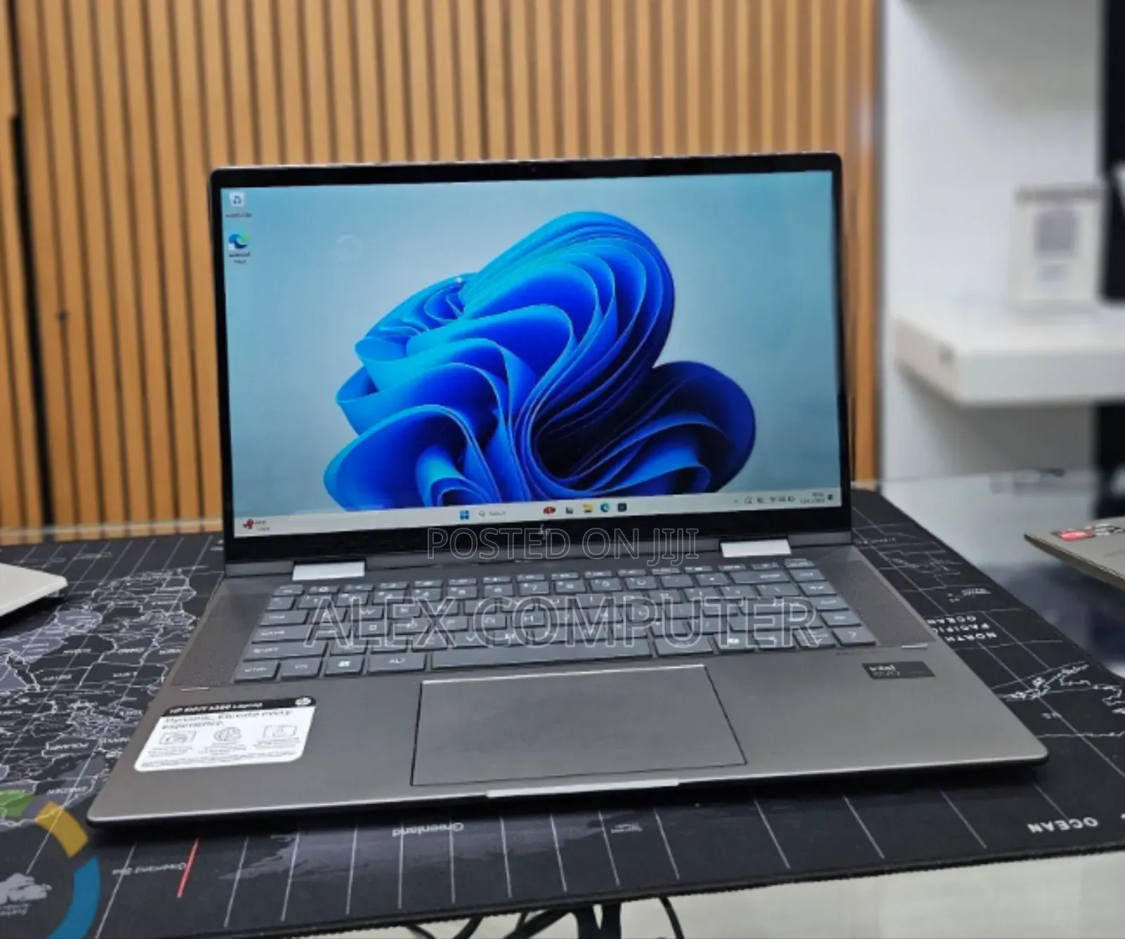 New Laptop HP Envy x360 32GB SSD 1T