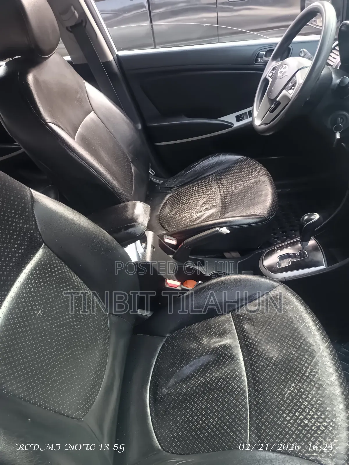 Hyundai Avante 2012 Silver