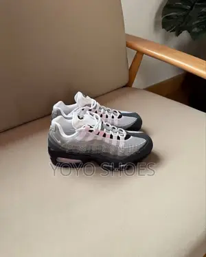 Nike Air Max 95 ’'pink Foam’’Fashion Sneaker