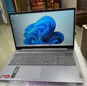 New Laptop Lenovo Ideapad 3 16GB AMD Ryzen 5 SSD 512GB