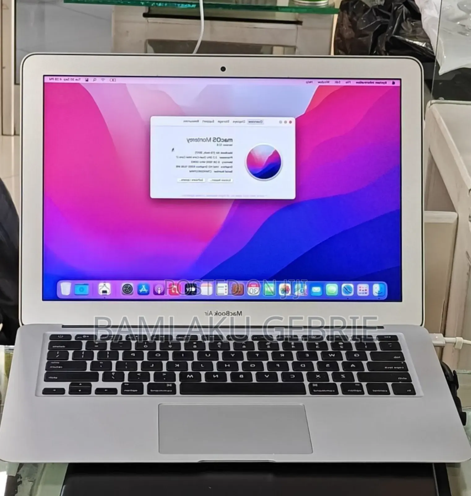 New Laptop Apple MacBook Air 2017 8GB Intel Core i7 SSD 512GB