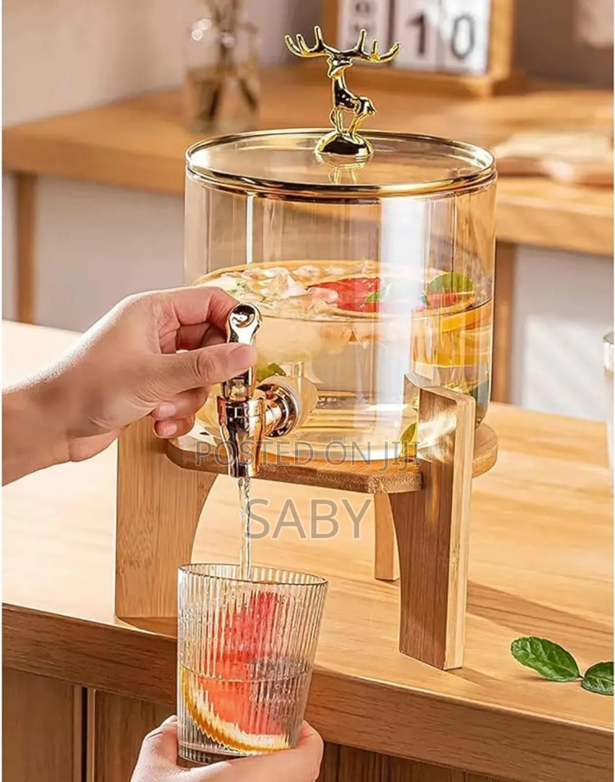 3.6l Bamboo Stand