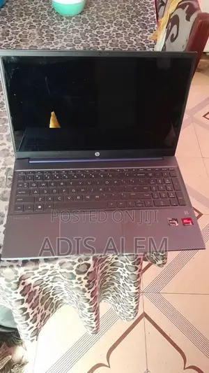 Laptop HP Pavilion 15 8GB AMD Ryzen 5 SSD 512GB