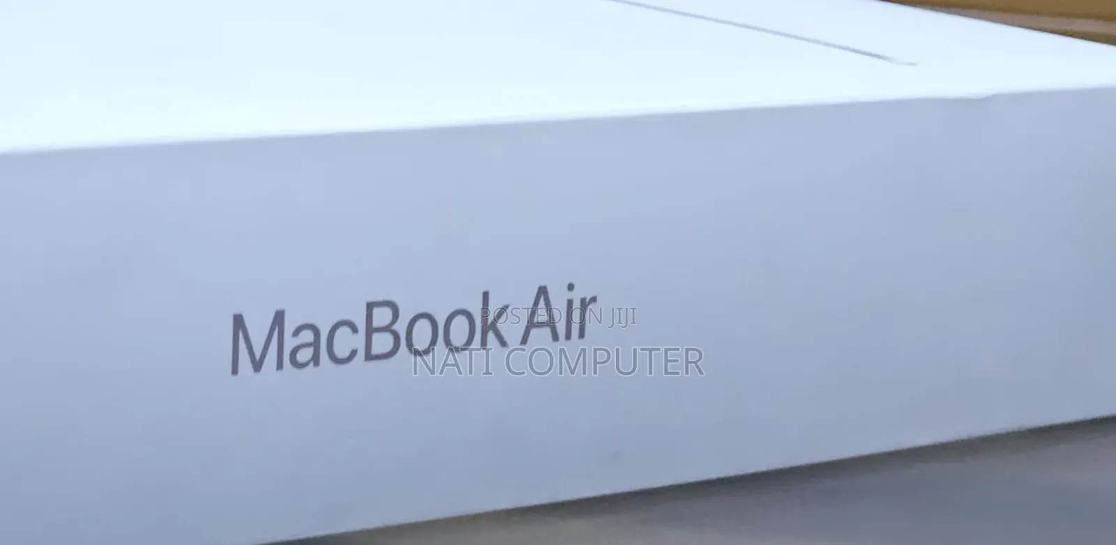 New Laptop Apple MacBook Air 2025 M4 13-inch 16GB Apple M4 SSD 1T