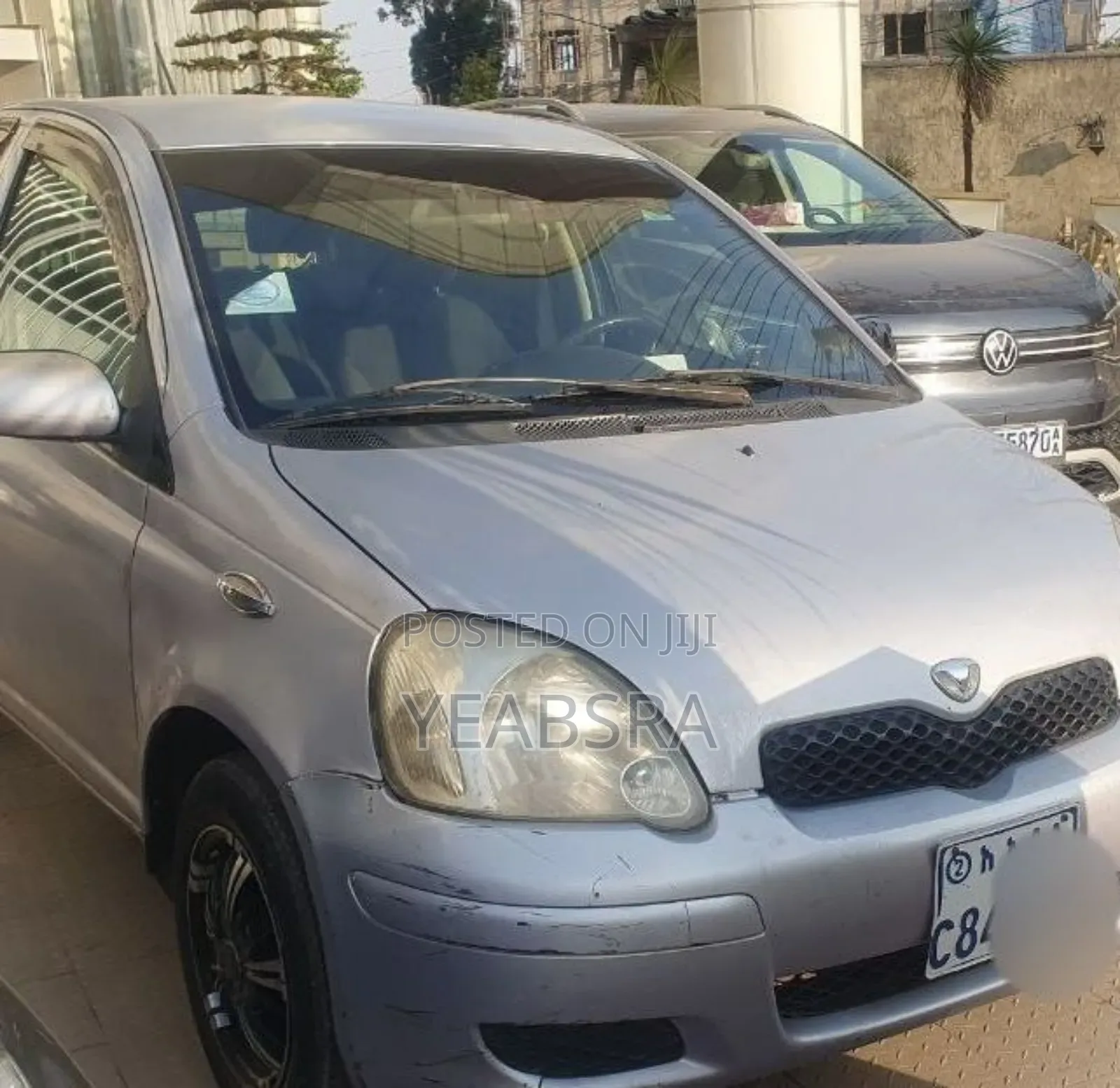 Toyota Vitz 2004 Silver